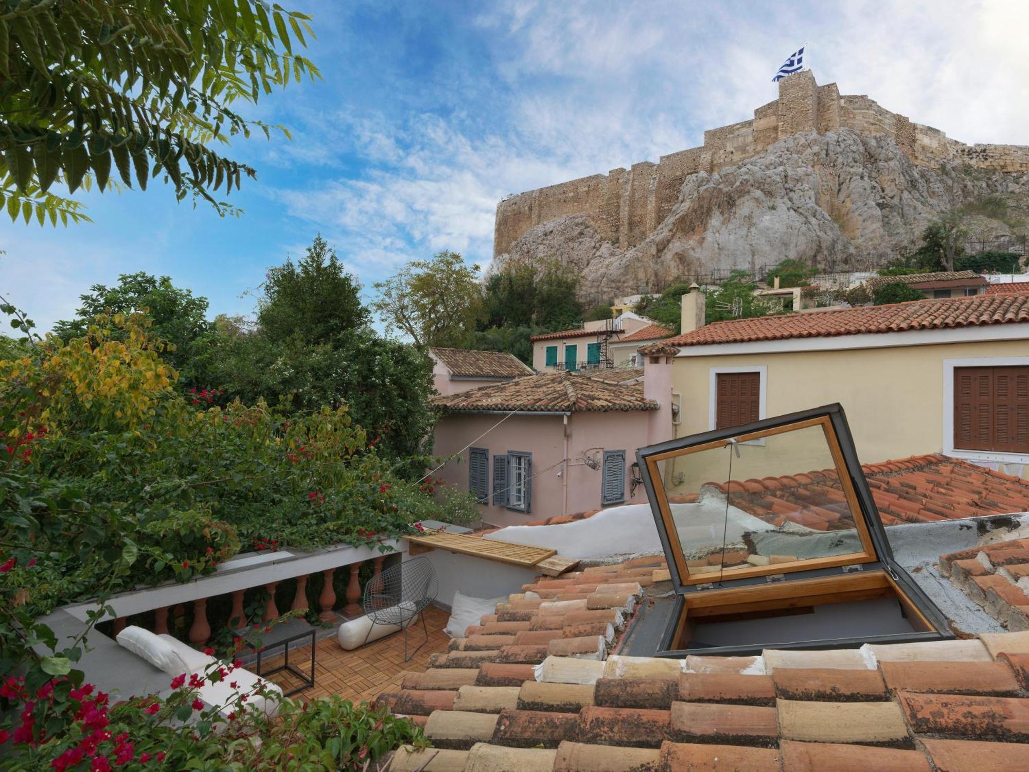Live At The Acropolis Shadow - Under Super Scenic Anafiotika Daire Atina Dış mekan fotoğraf